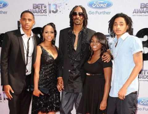Snoop Dogg with the family
